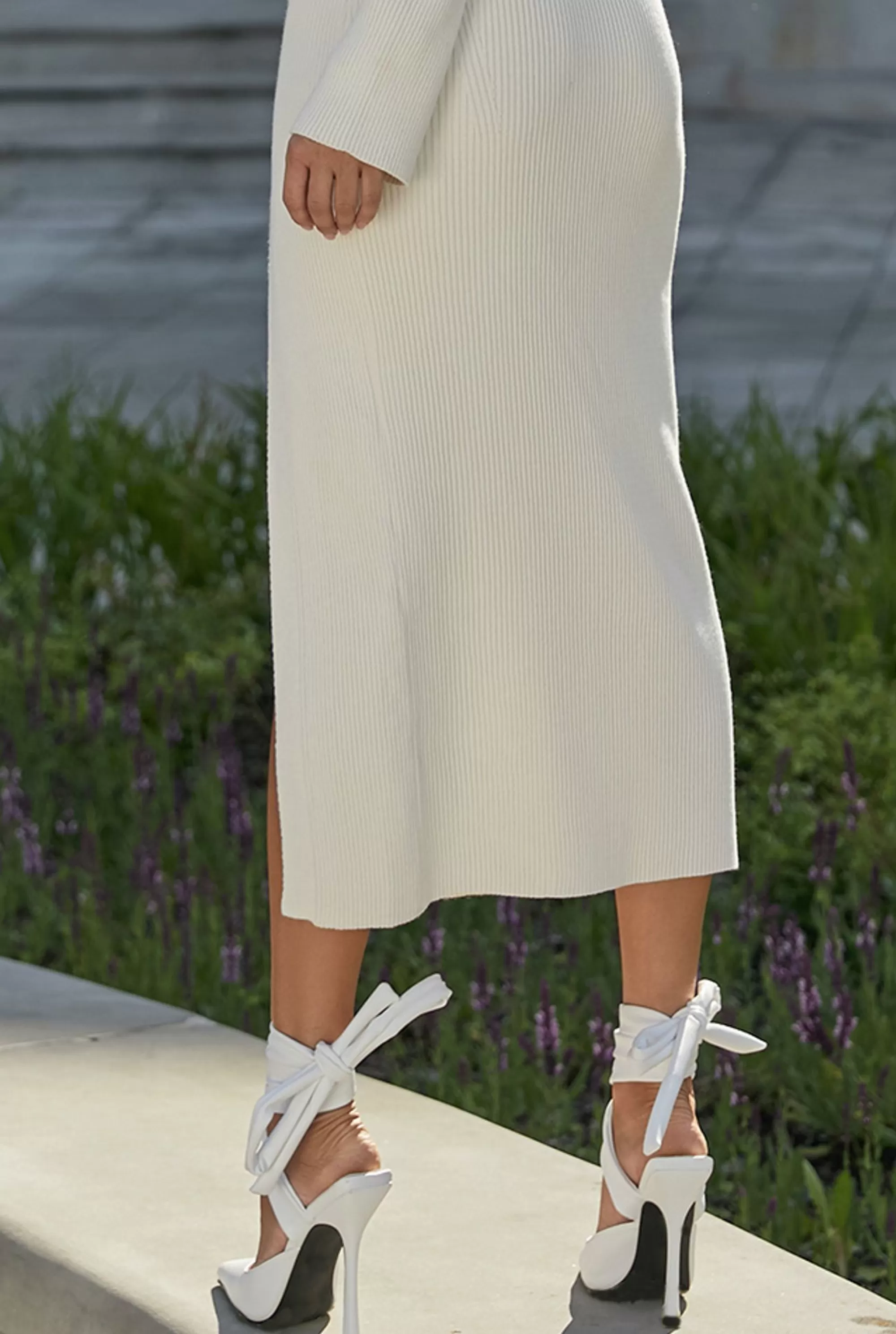 Flash Sale Geri - A Cream Set Of Knitted Fabrics In A Midi Form Women Sets
