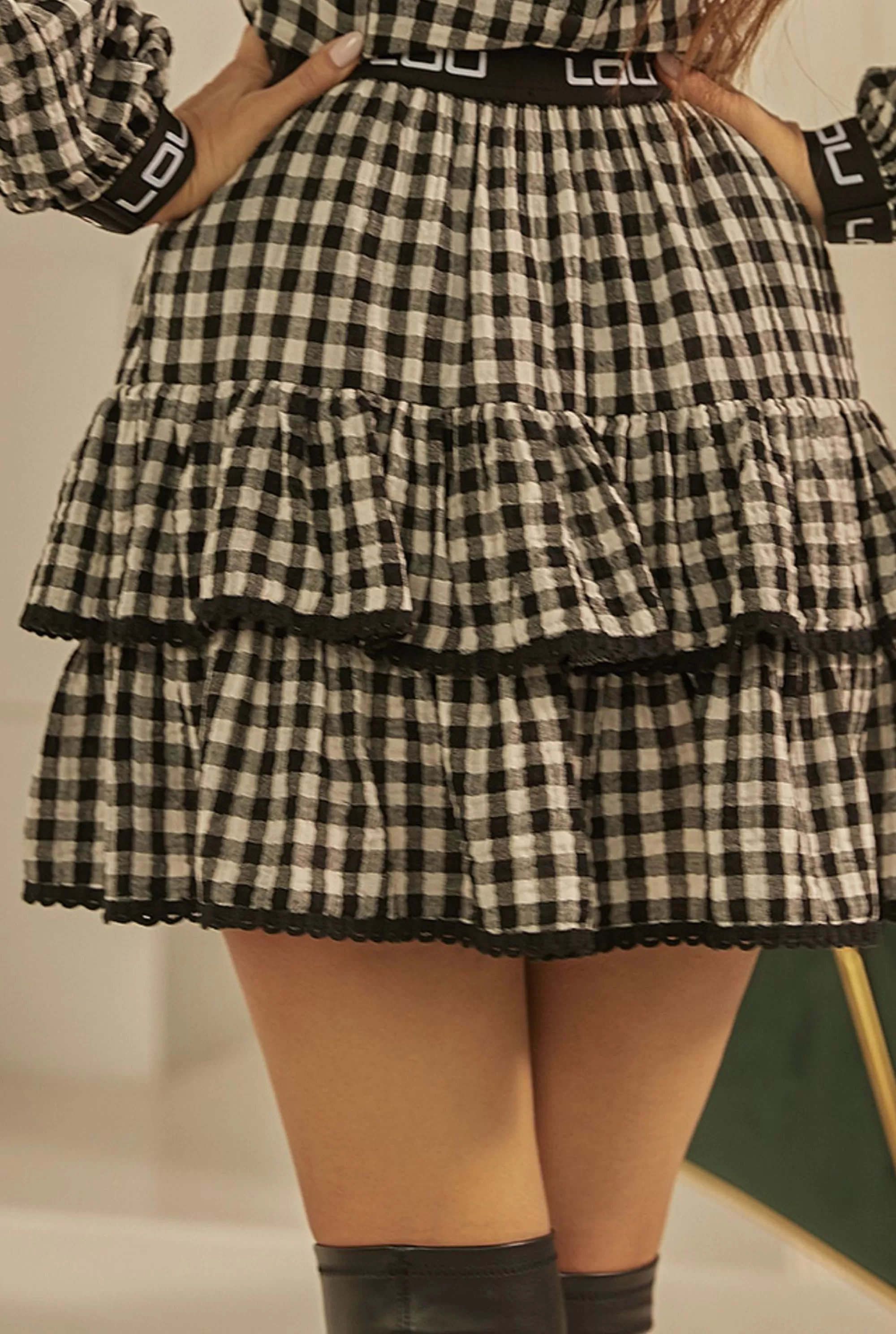New Odetta Set Beige - Comfortable Set In Black Check Pattern Women Sets