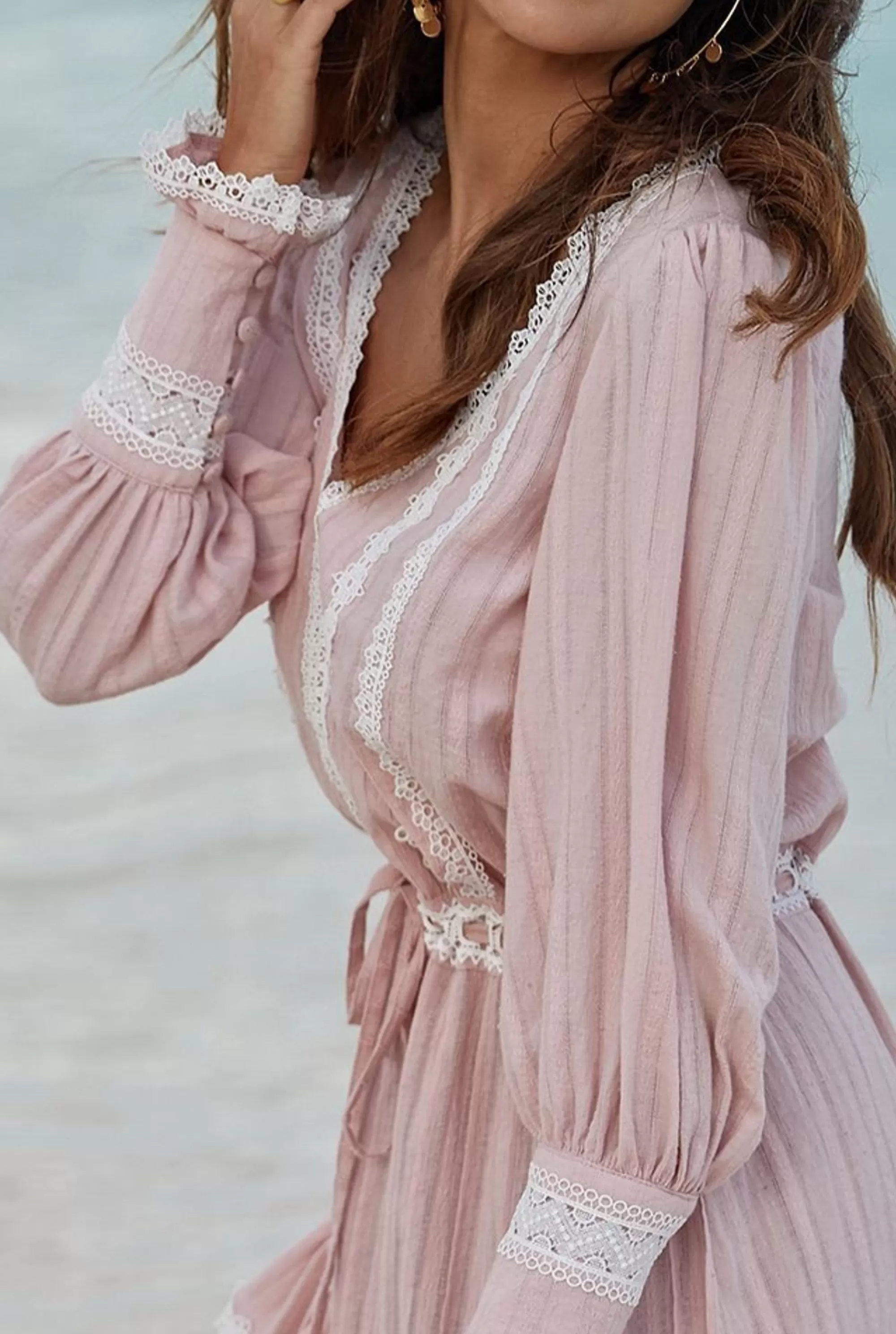 Outlet Pascadore - A Boho Style Dress With A Loose Cut And Long Sleeves Women Every Day