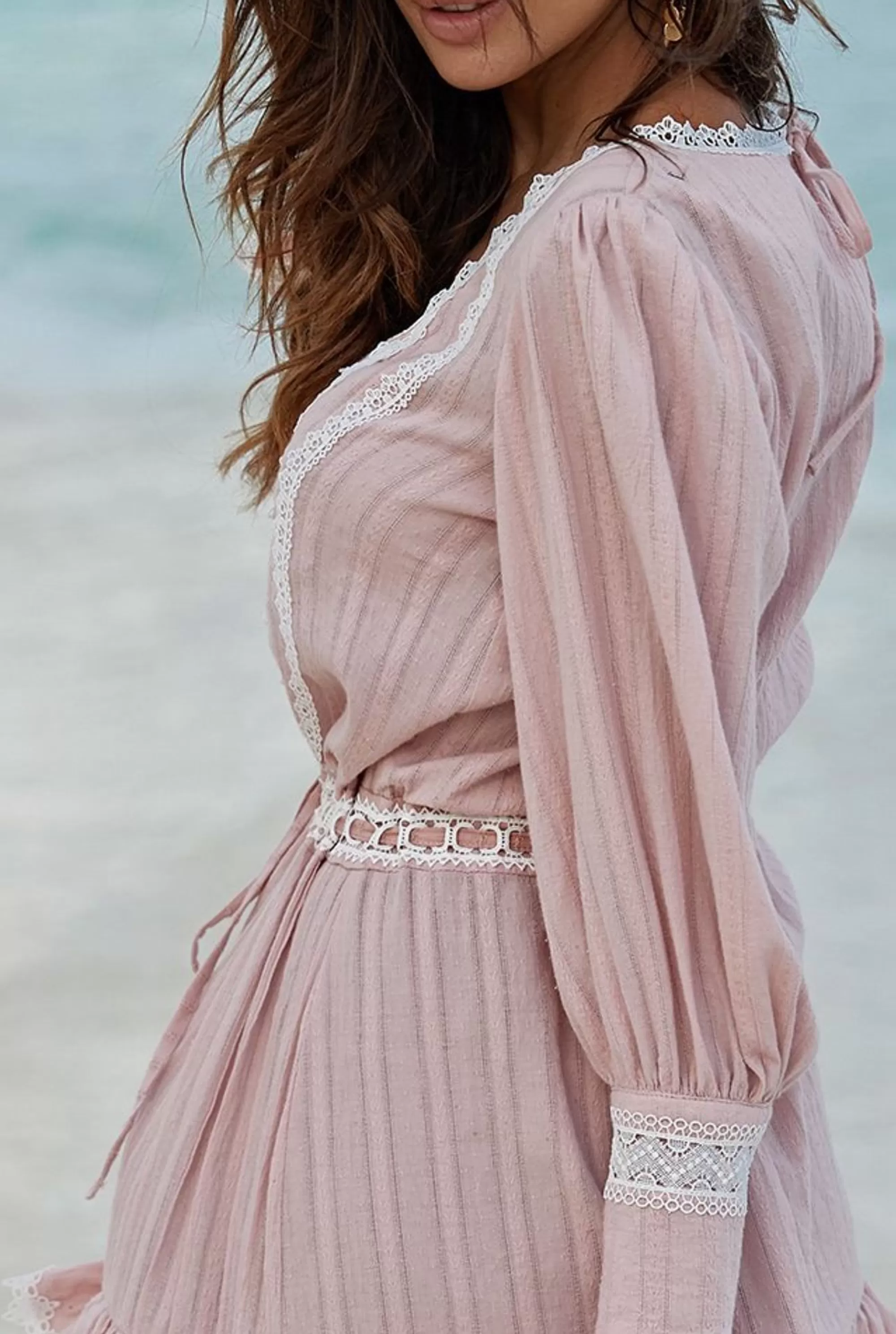 Outlet Pascadore - A Boho Style Dress With A Loose Cut And Long Sleeves Women Every Day