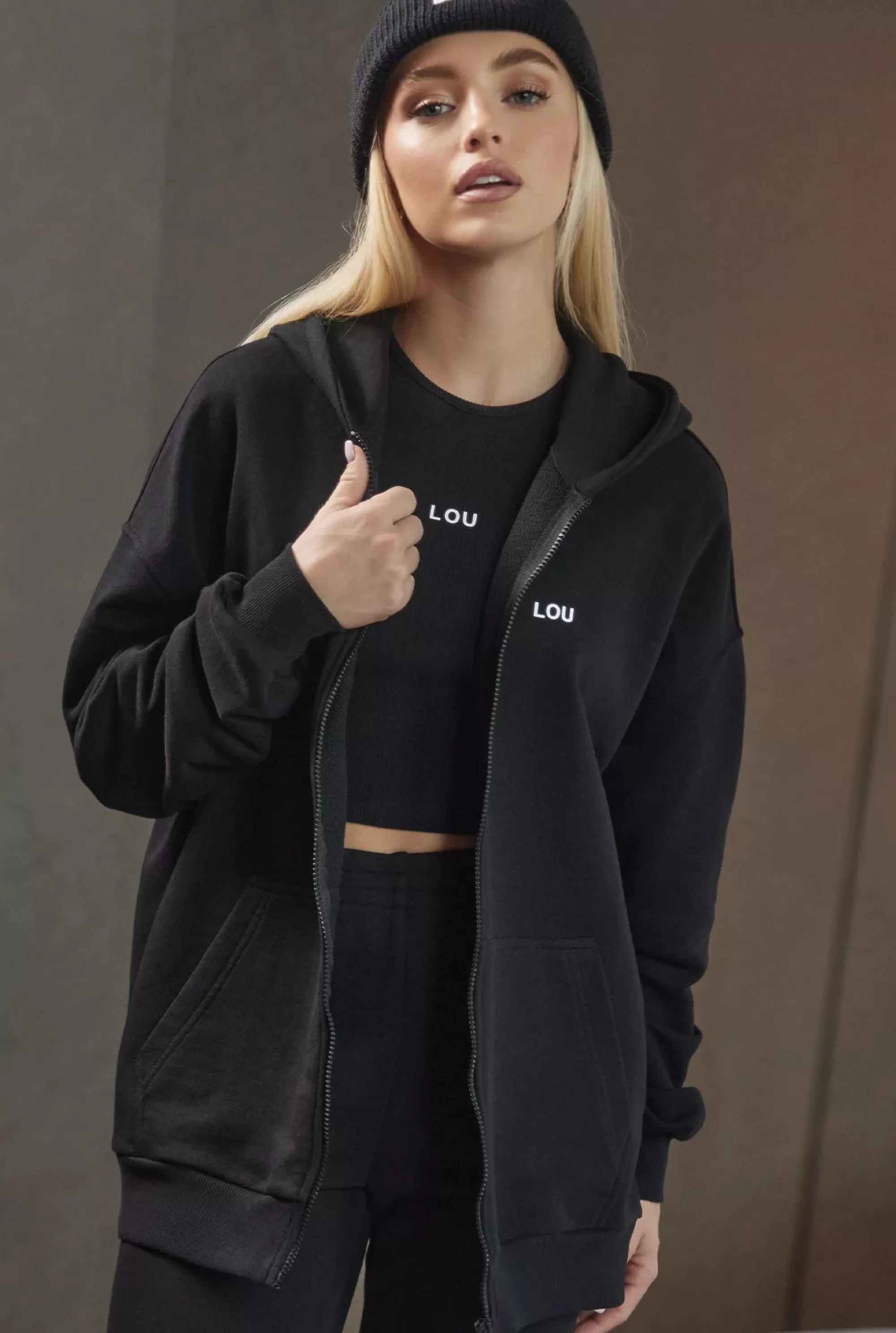 New Saura Black Unzipped - Comfortable Sweatshirt In Black With Zipper Women Tracksuits