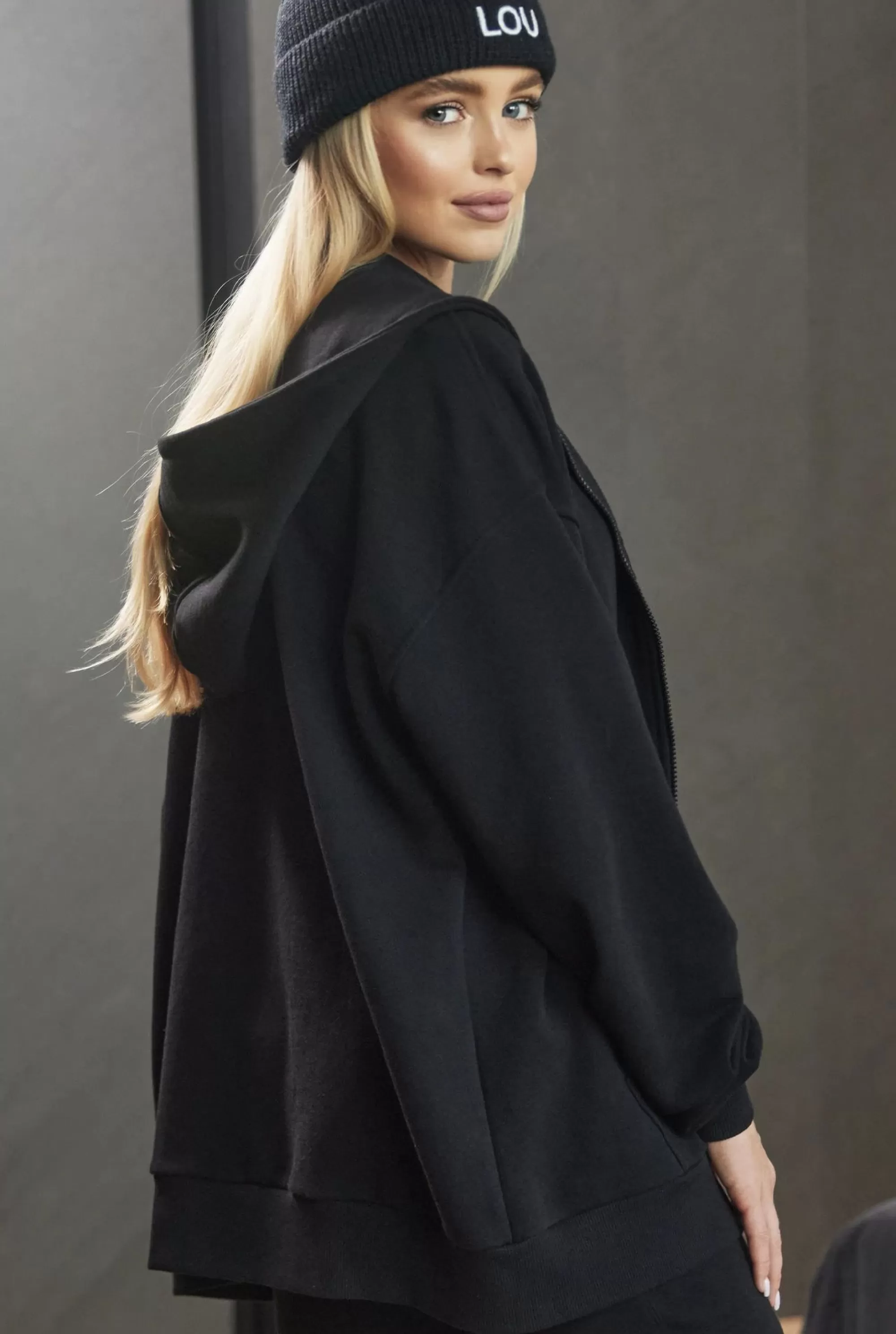 New Saura Black Unzipped - Comfortable Sweatshirt In Black With Zipper Women Tracksuits